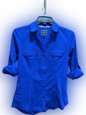 Express The Essential Women's Portofino Button-Up Shirt in Vibrant Blue S